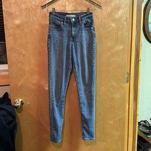 Levi’s 721 High Rise Skinny Jeans